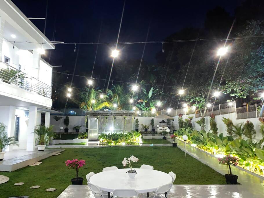 Garden Villa By Villapedia Bogor Kültér fotó
