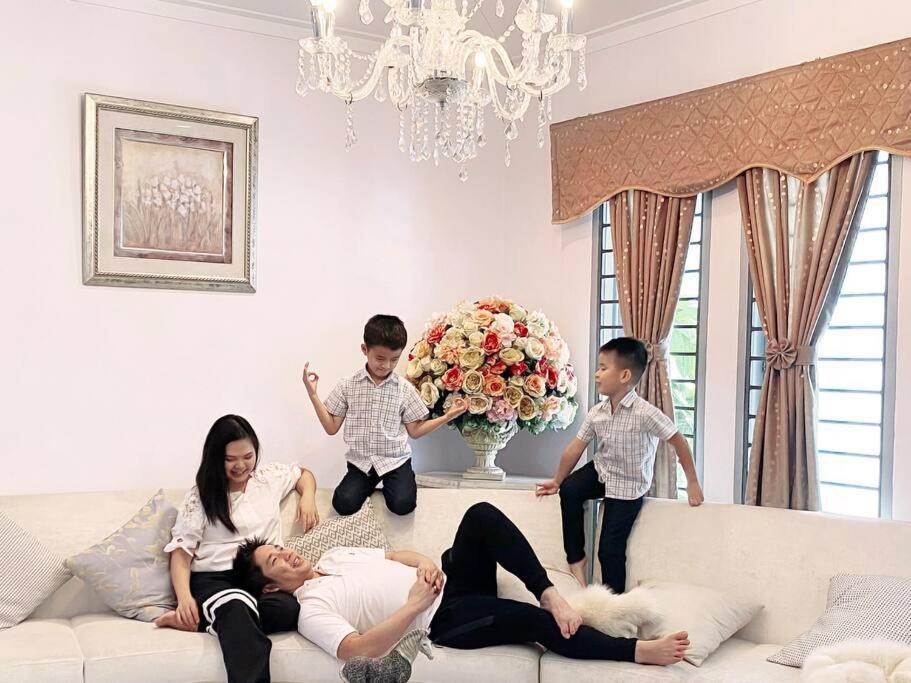 Garden Villa By Villapedia Bogor Kültér fotó